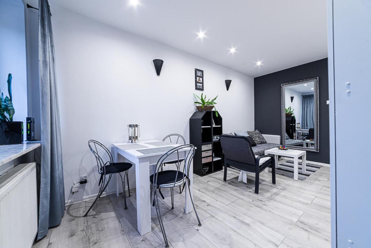 Apartment L'Orque ラドム エクステリア 写真